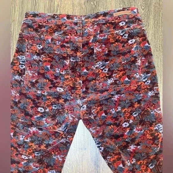 Pilcro and the Letterpress Anthropologie High Rise
Skinny Floral Pants Sz 28 - Picture 9 of 15
